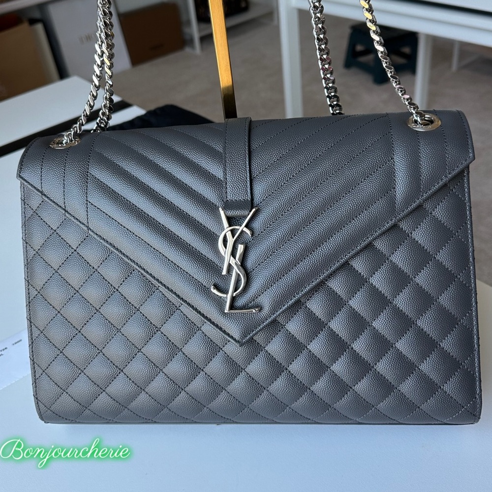 Authentic Saint Laurent large envelope bag - Picture 7 of 16